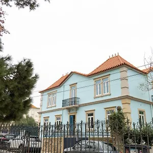 https://surf-sea-suites.hotels-lisbon-portugal.com